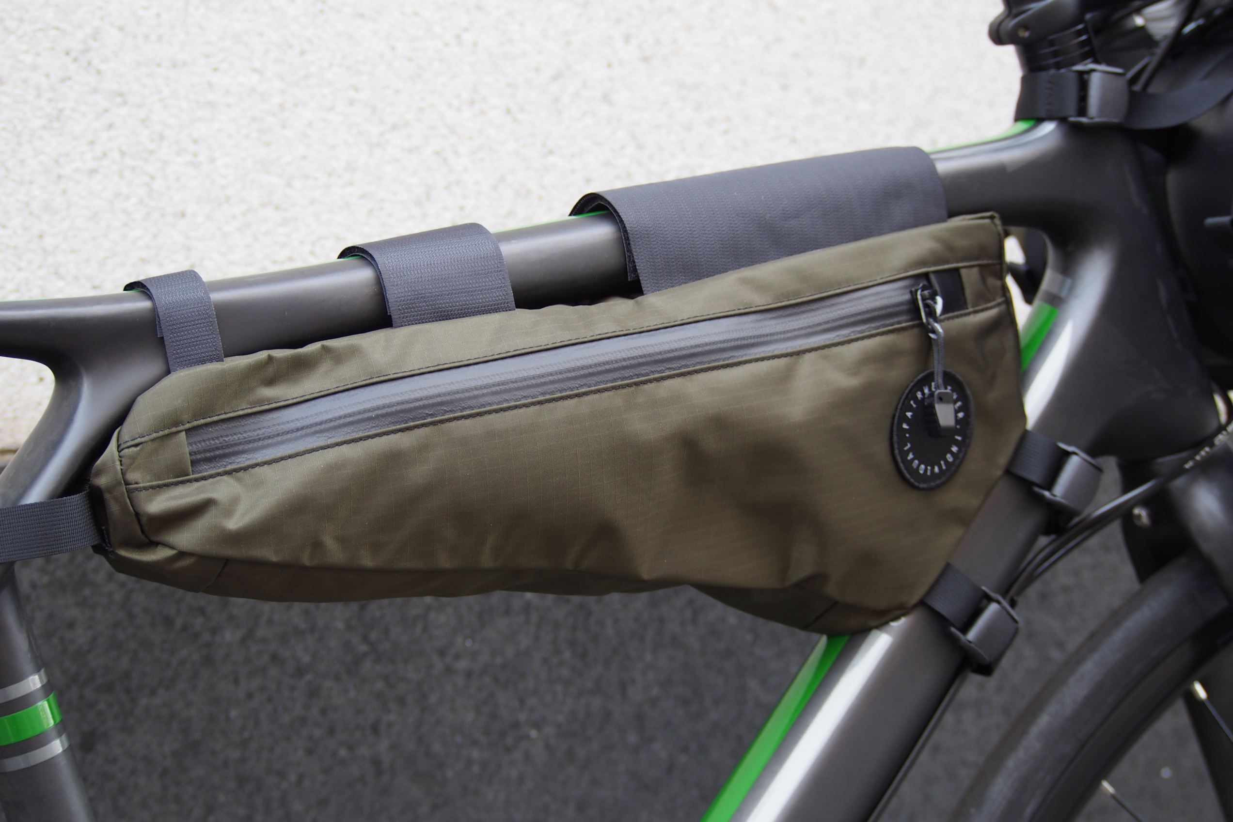 BLOG 【BIKE PACKING / バイクパッキング】ボトルが積める新サイズ