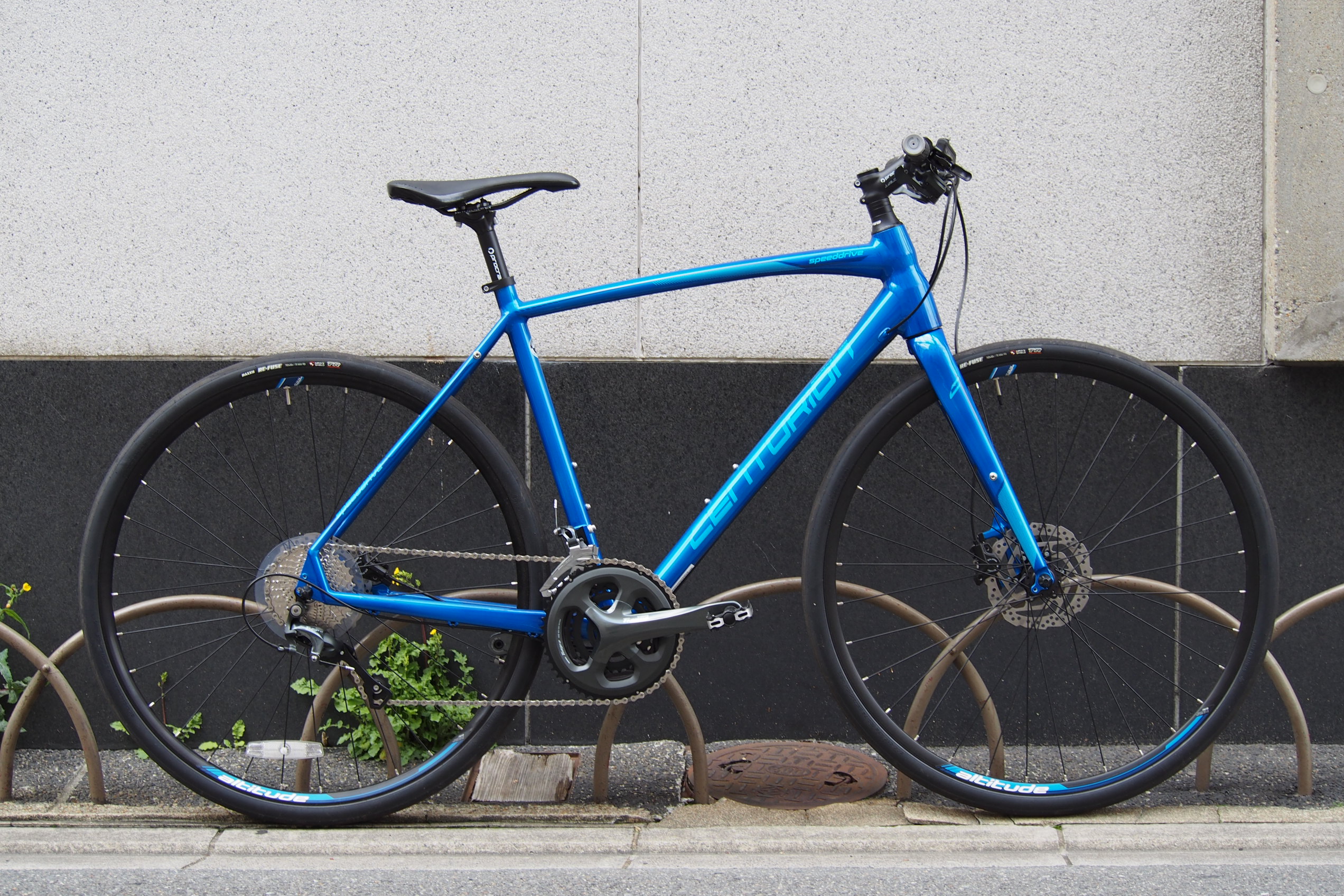 BLOG 【中古 クロスバイク】街乗り～サイクリングに使えるハイスペック 