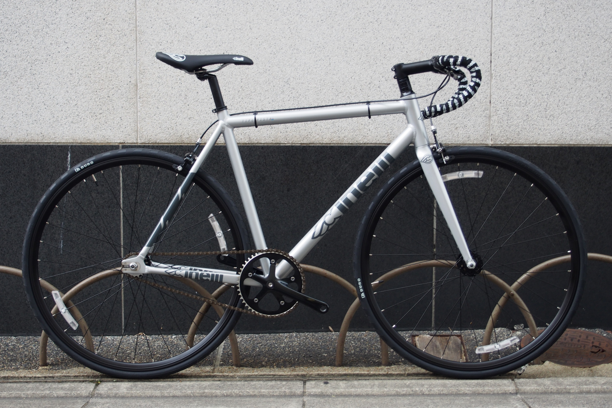 BLOG 初めてのシングルスピードにもオススメな一台！【 CINELLI ...