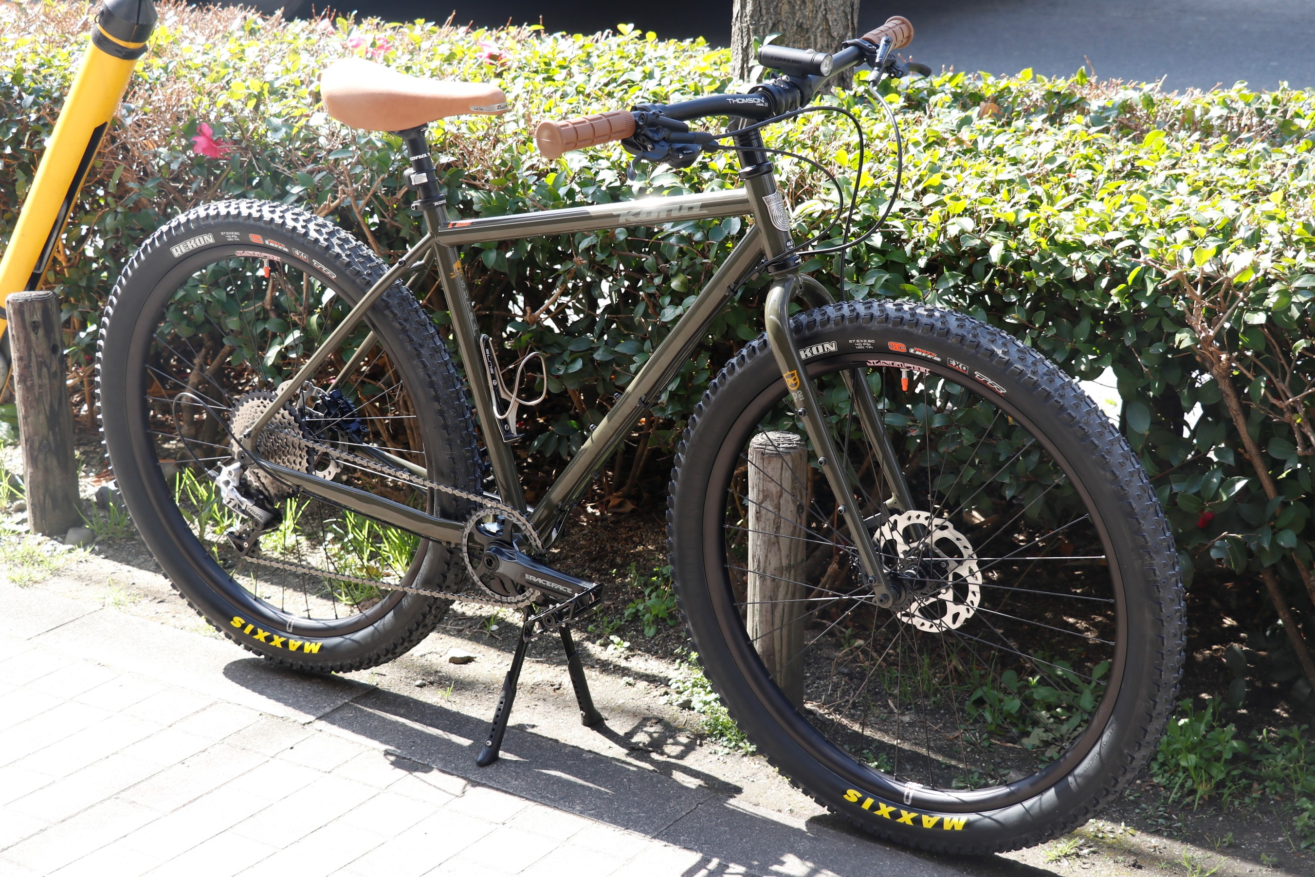 完成車 アドベンチャーバイク Sutra Ltd 27 5 カスタム 京都のスポーツ自転車専門 エイリン丸太町店