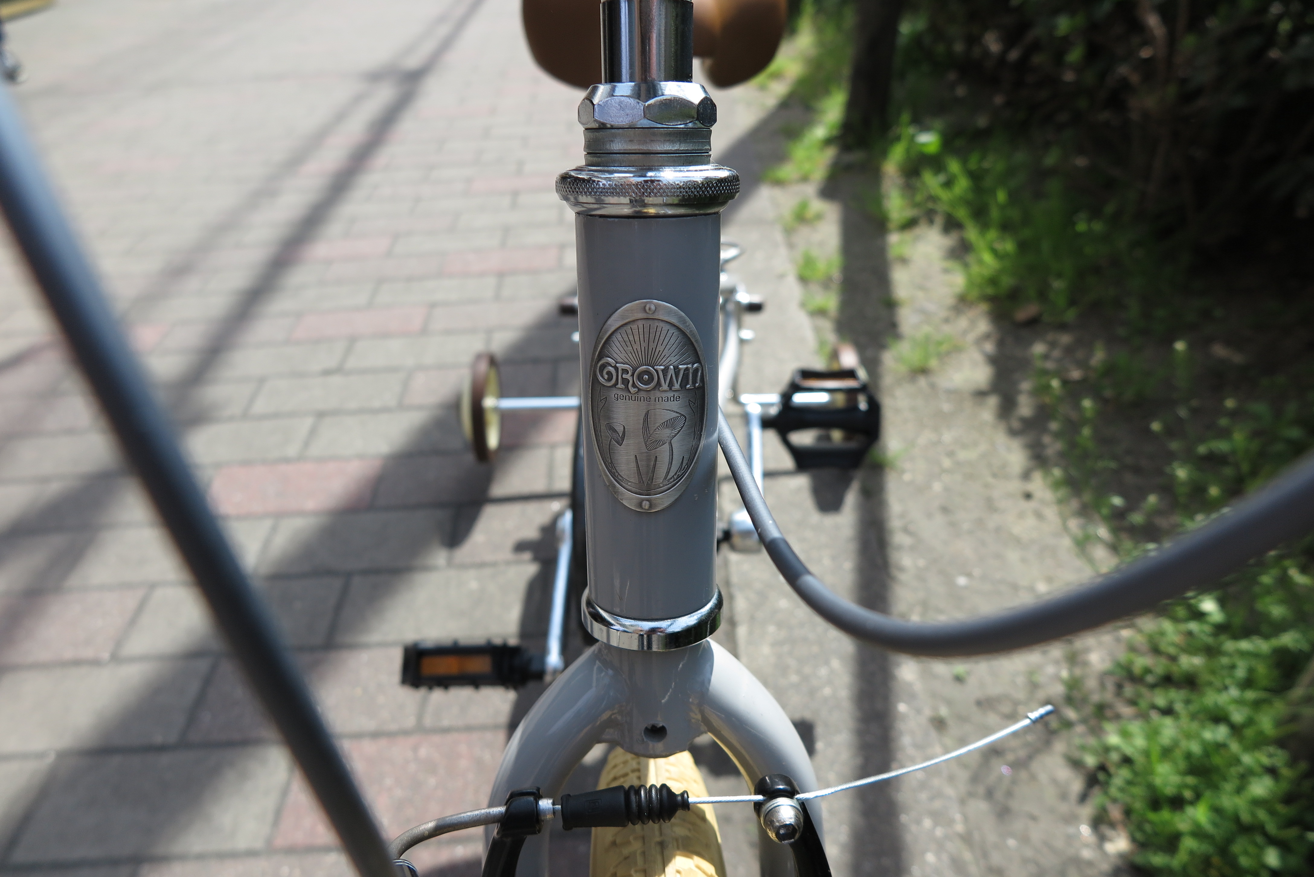 Blog まもなく入荷です クリスマスプレゼントに是非 Grown Bike グロウンバイク 16インチ キッズバイク Todd トッド ご予約承っておりますよ 京都のスポーツ自転車専門 エイリン丸太町店