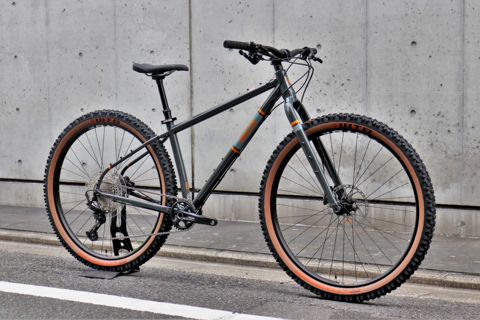 BLOG 【在庫SALE 25％OFF!!】GO!GO! CAMP RIDE! 冒険へと誘う現代版ATB 【 BREEZERBIKES ...