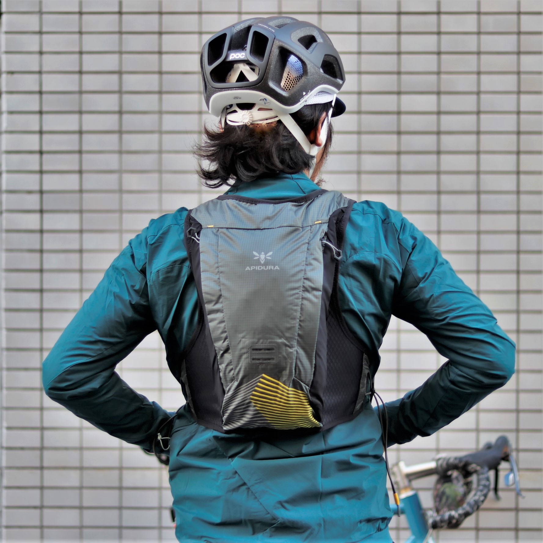BLOG 乗車姿勢に最適化した自転車専用設計のハイドレーションバッグ