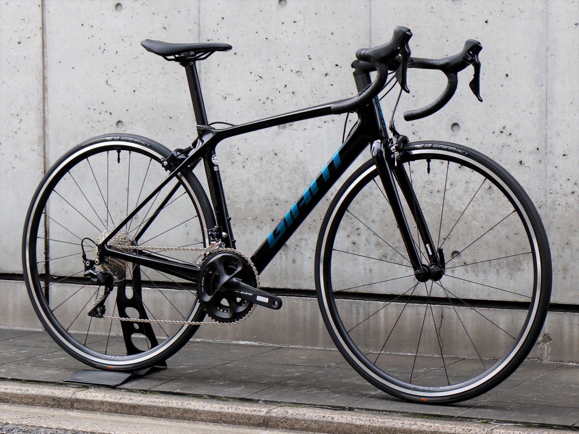 GIANT TCR ADVANCED2走行距離900km程度