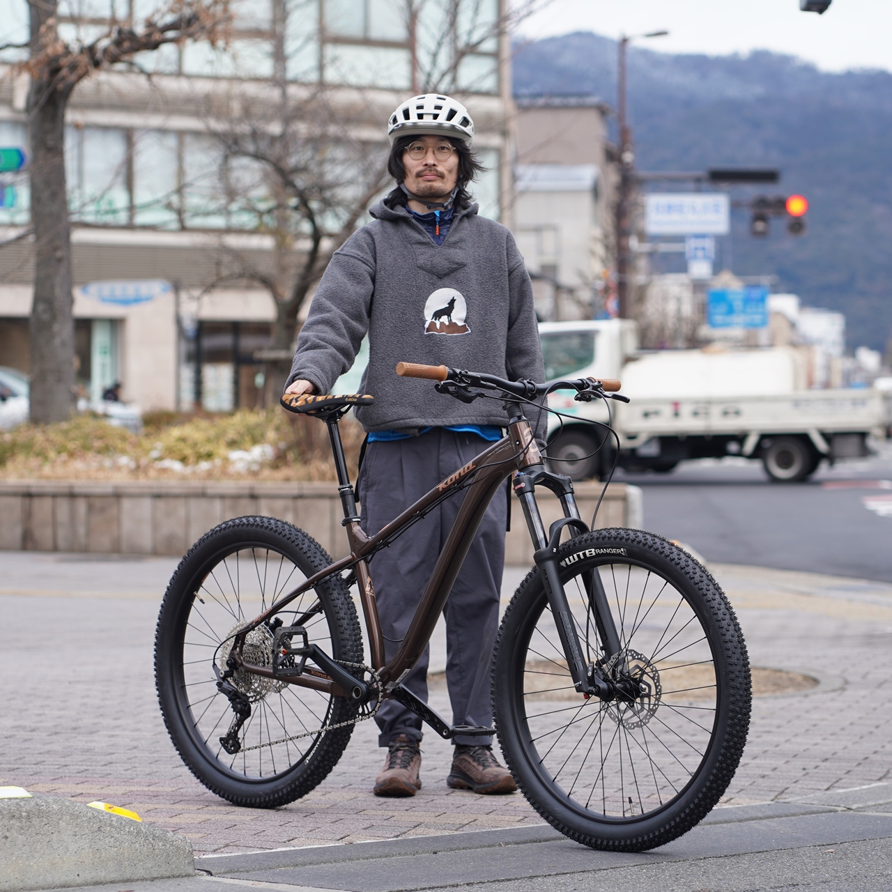 BLOG 【SALE】セミファットタイヤは魔法の絨毯【KONA】BIG HONZO 日常