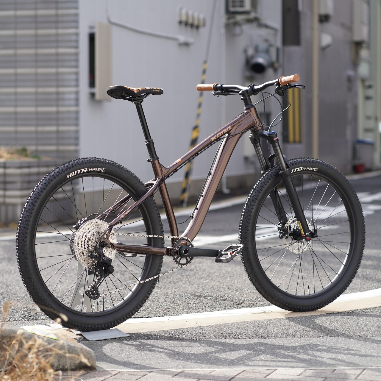 BLOG 【SALE】セミファットタイヤは魔法の絨毯【KONA】BIG HONZO 日常