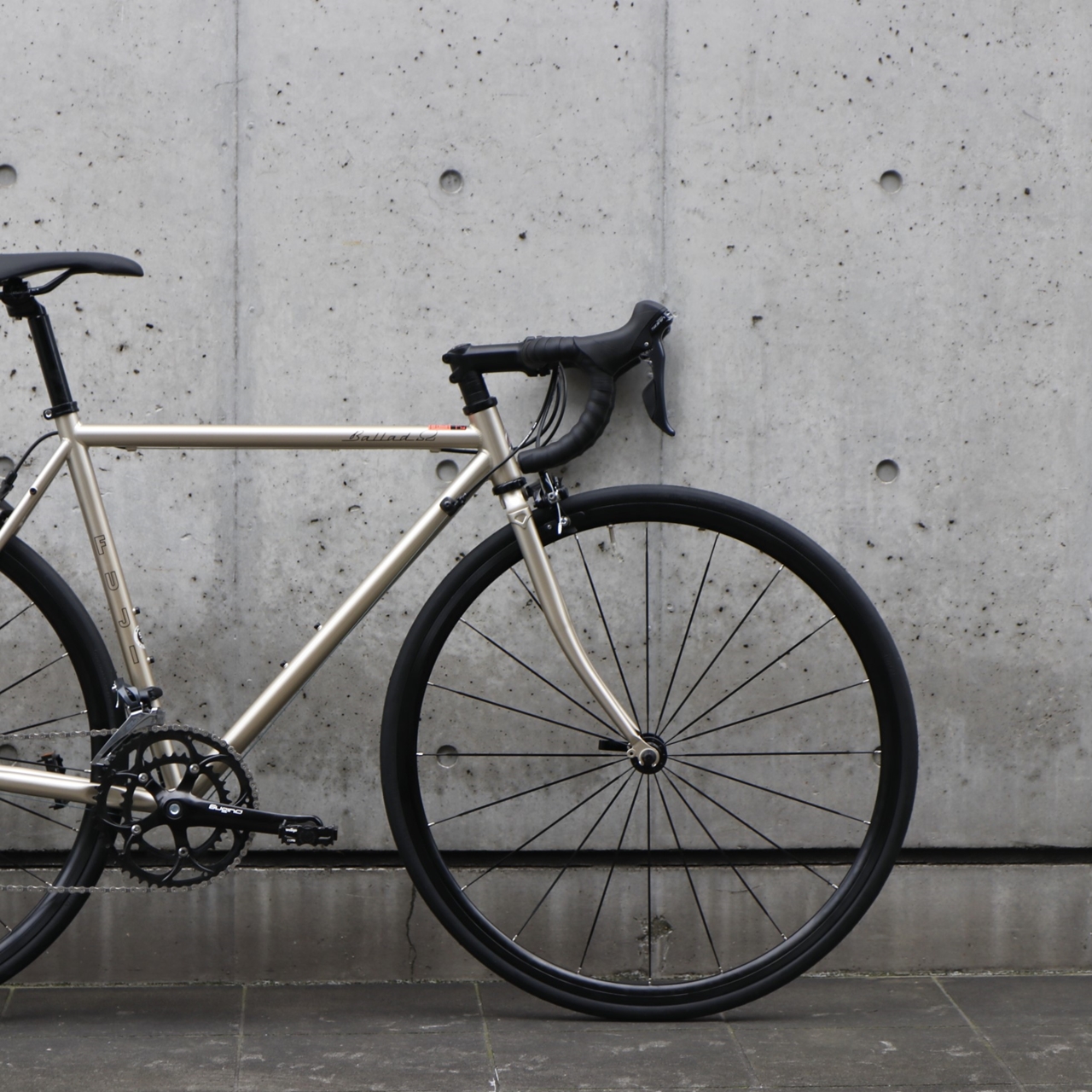 引取限定】クロモリ ロードバイク SORA コンポ マットブラック 黒