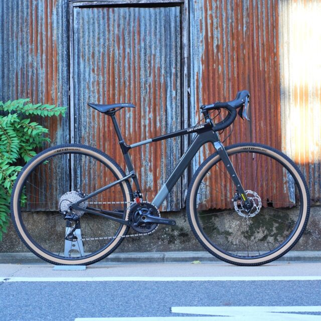 【型落ちセール！】リアサスが生む走破性。ギミック感満載フルカーボングラベル【 CANNONDALE／キャノンデール 】Topstone Carbon 4（トップストーンカーボン4）