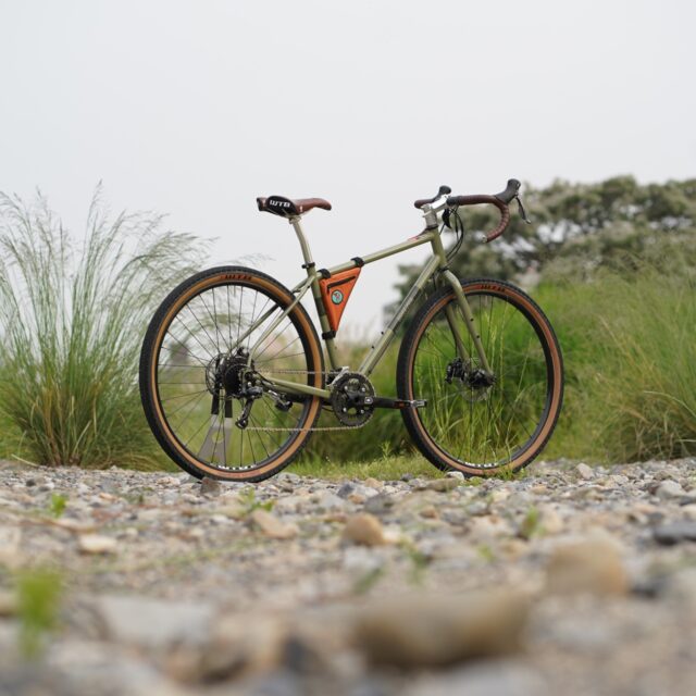 カスタムこそがその真髄【 BREEZER（ブリーザー）】RADAR EXPERT（レイダーエキスパート）、シルバーパーツも似合うんです。【在庫SALE】