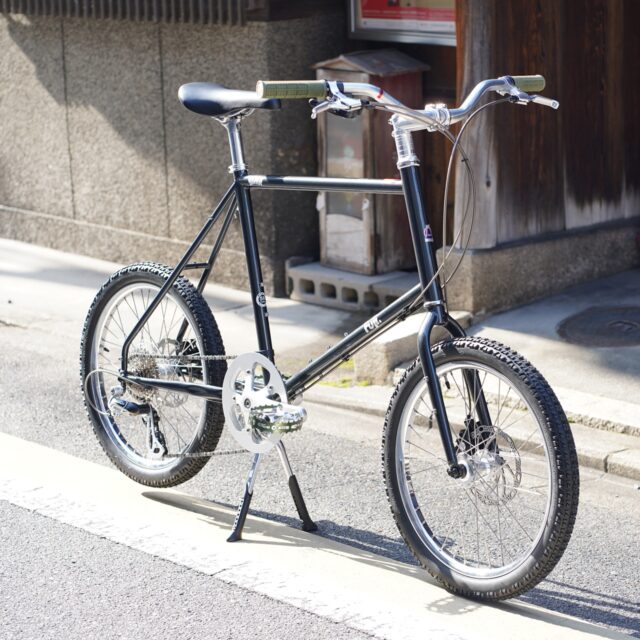 いつもの暮らしを小さな大冒険に変える健気なやつ【FUJI BIKES】STAUT