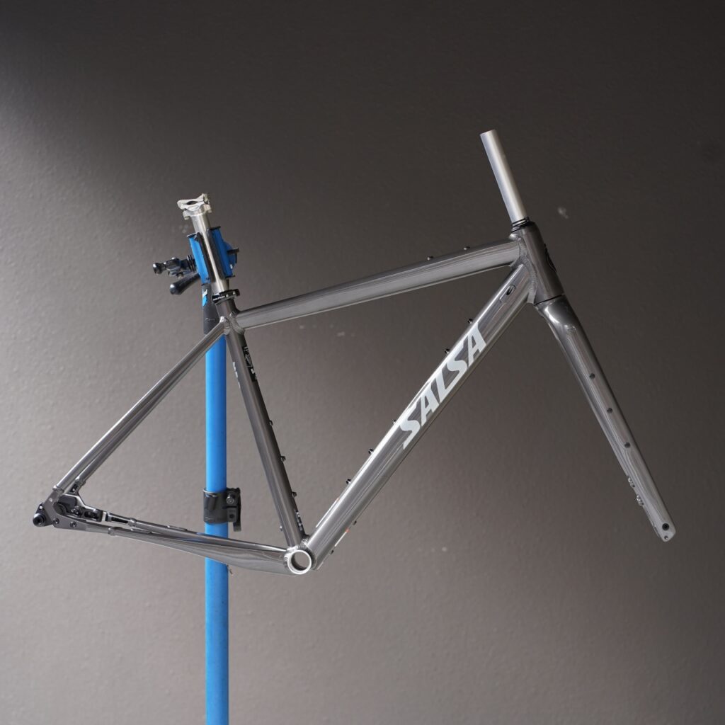 BLOG SALSA CYCLES Stormchaser｜ディープな自転車屋たちに愛される