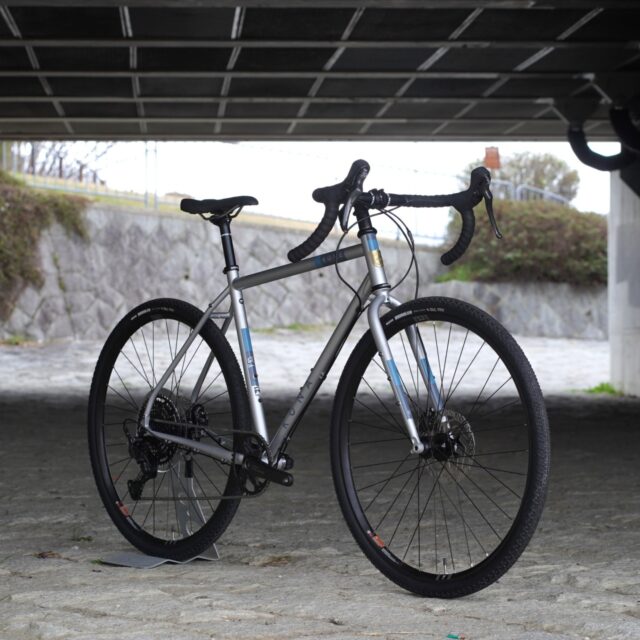 【KONA ROVE ST 2026】名作グラベル、現代仕様に進化。それでも「らしさ」は健在です。