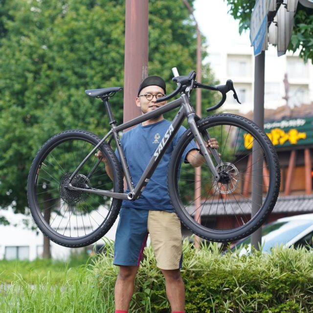 SALSA CYCLES Stormchaser｜ディープな自転車屋たちに愛される、シングル対応アルミグラベル