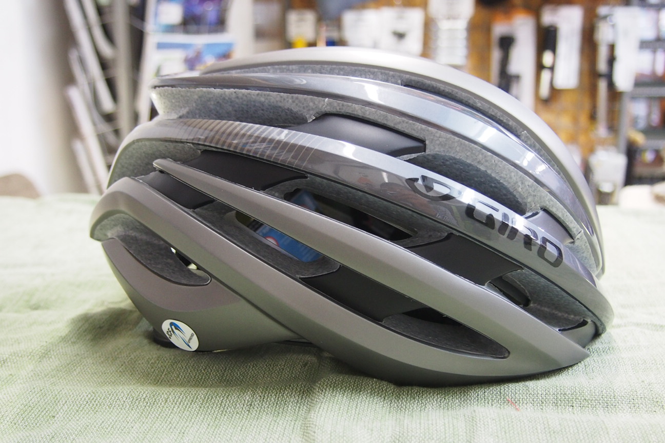 BLOG MIPS搭載の、GIRO【ジロ】 ヘルメット NEWモデル CINDER MIPS の 