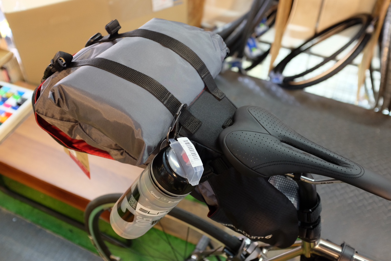 Tourbon サイクリング用 自転車 収納バッグ キャンバスとレザー製 マウンテン バイク ストラップ式 便利-ブルー khaki グランドセール